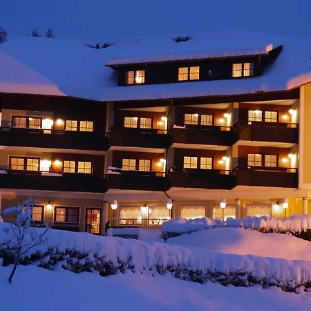 Panoramahotel Hauserhof Hermagor-Pressegger See